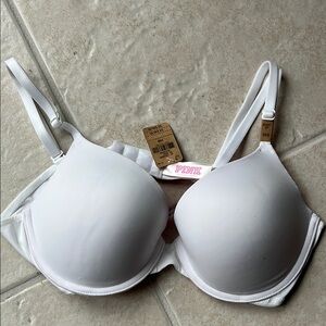 PINK Victoria's Secret White Women's Bra